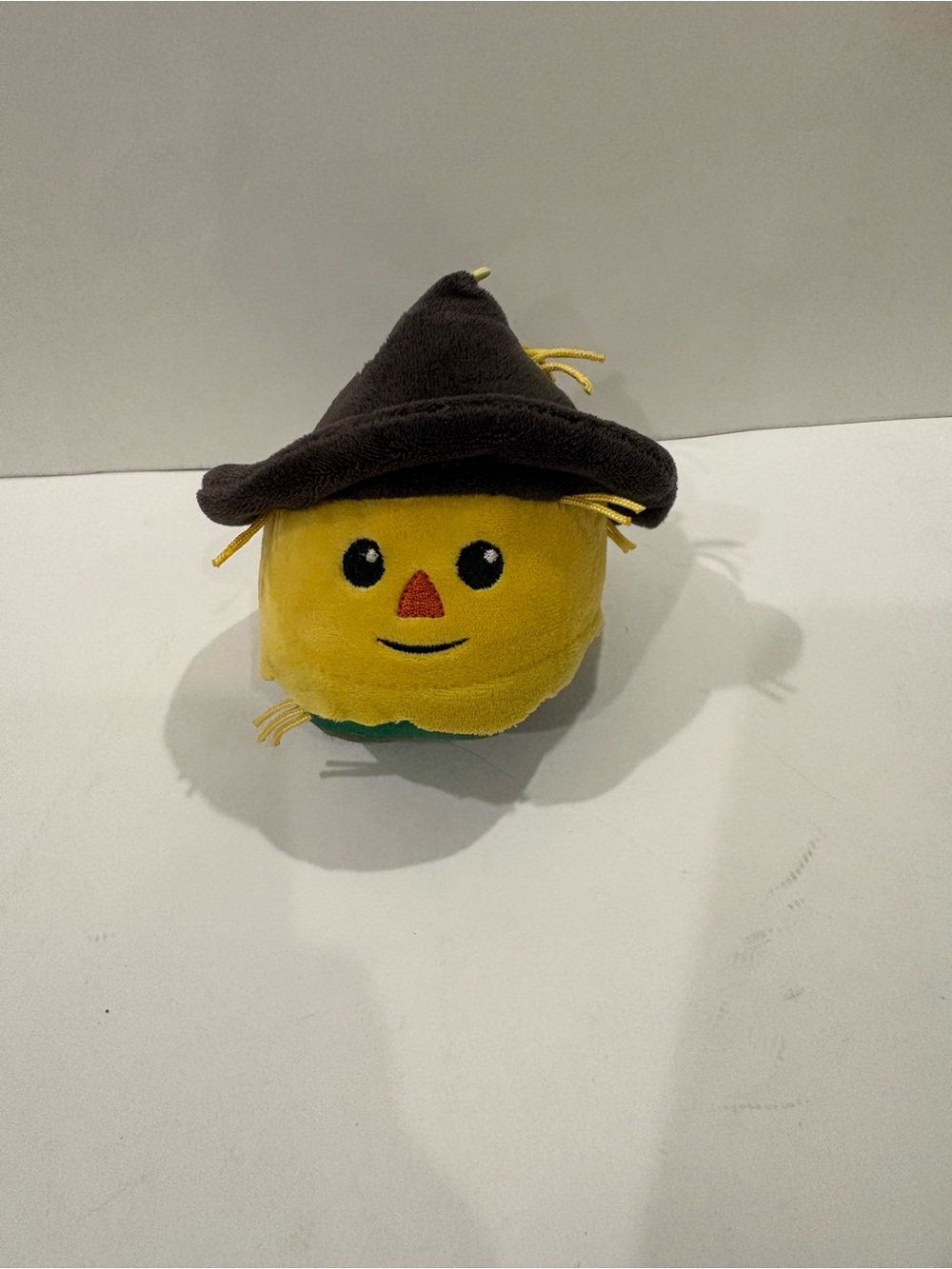 Hallmark Wizard of Oz Scarecrow Plush